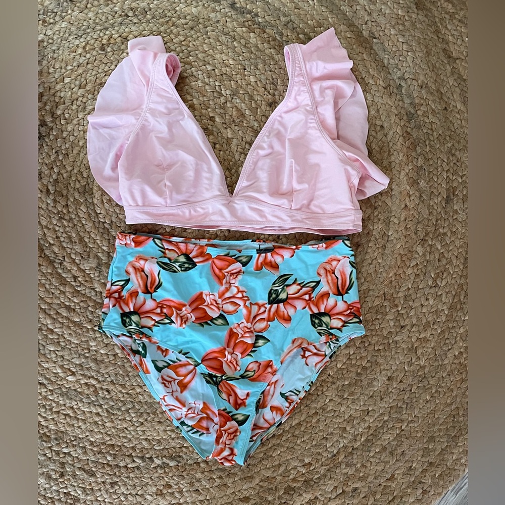 Charming Pink and Blue Floral  Bikini, Sz 2XL